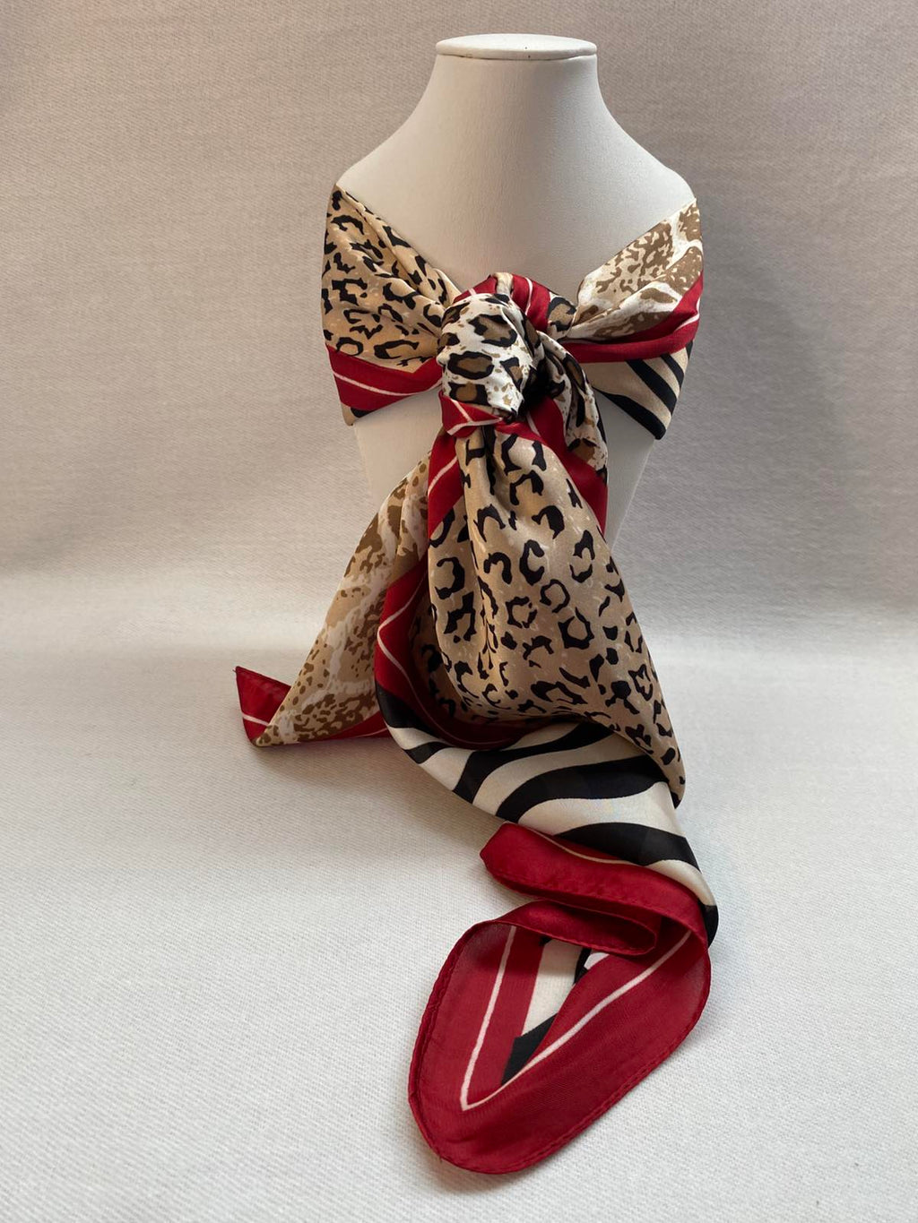 Φουλάρι animal print.