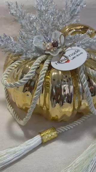 Χριστουγεννιάτικη Κολοκύθα Γούρι 2026.